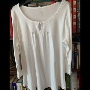 Feminine LL Bean white knit top